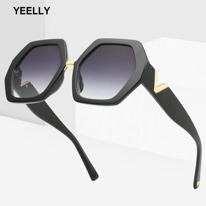 

Sunglasses Rhombus Fashion Ladies Personality V Letter Shopping Glasses PC Lens Anti-glare Eyeglass 1669 Big Frame Outdoor