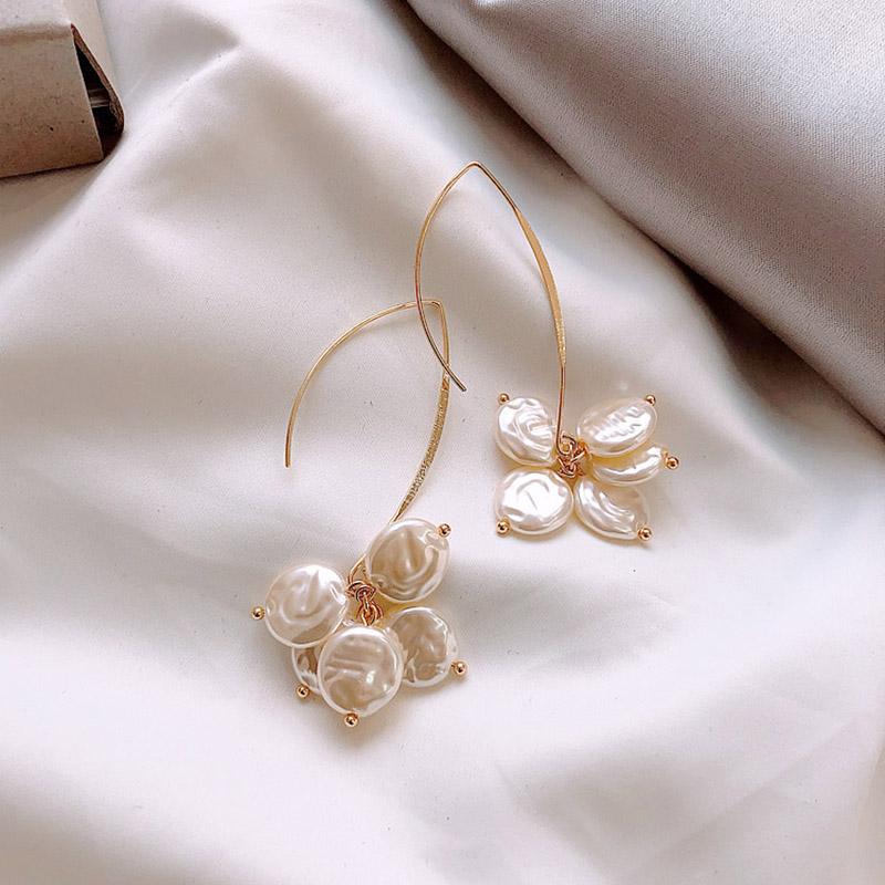 

New Korean Pearl Simple Earring Temperament ins Personality Long Ear Hook Dangle Earrings For Women Jewelry Accessories