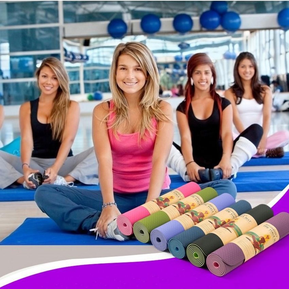 

US Stock, 6mm Thick Two-tone Colored TPE Yoga Mats High Quality Weight Exercise Yoga Mat 183 x 61cm Pilates Yoga Fitness Supplies FY6018, Random mixed colors