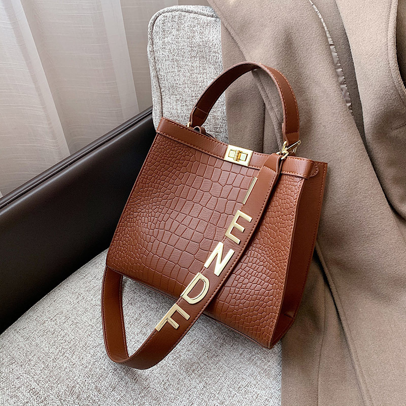 

women 2021 fashion handbags new Korean chic autumn and winter crocodile embossed Pu shaped women's Bag Messenger Handbag