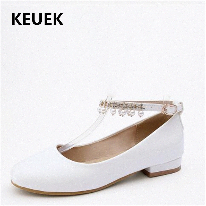 baby girl white patent shoes