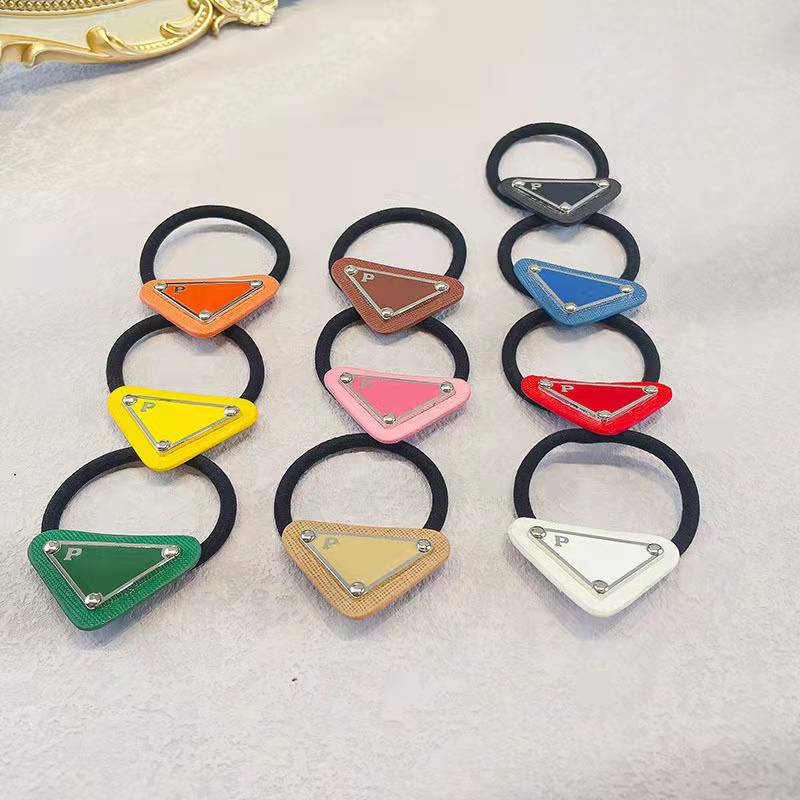 

Luxury Pony Tails Holder Fashion for Woman Inverted Triangle Letter Designers Jewelry Trendy Personality Hair Clip