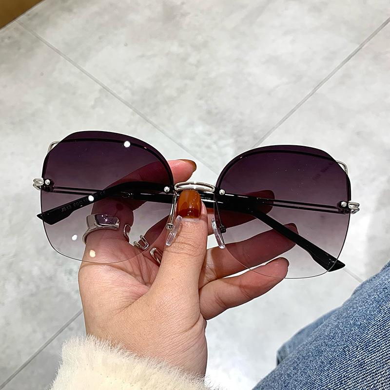 

Sunglasses 2021 Vintage Luxury Cat Eye Women Fashion Cateye Frame Gradient Sun Glasses Female Color Shades Oculos Feminino