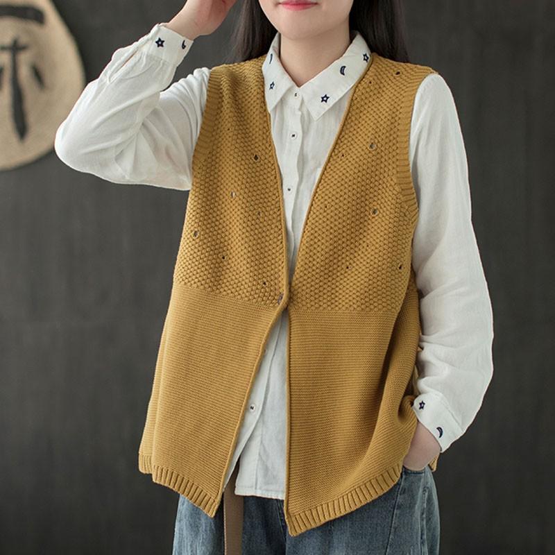 

FairyNatural Women Single Button Hollow Knitted Cardigan Vest 2021 Autumn Spring Ladies Casual Vintage V-neck Tops, Beige