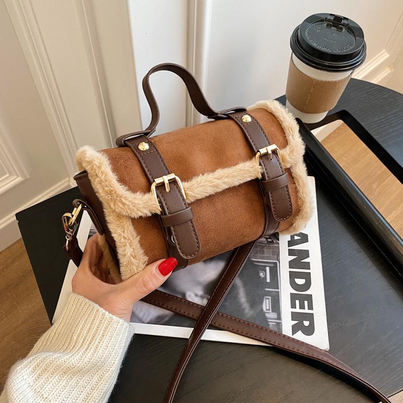 

Fashion Women Handbag Warm Matte Faux Wool Fur Plush Shoulder Bags Tote PU Leather Crossbody Handbag, Black