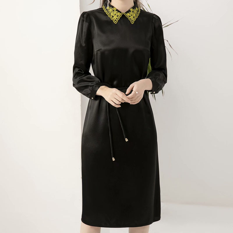 

Spring New Retro-ethnic Style Embroidered Long-sleeve Flowers Black Belt Mid-length Dress of High Quality Women' Clothes Gf1n