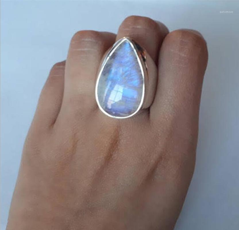 

Vintage Moonstone Rings Water Drop White Stone Ring for Women Hyperbole Wedding Party Jewelry Gifts Size 6-101
