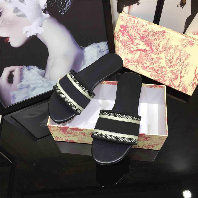 

2021 Paris Embroidery Designer Womens Slippers Ladies Wear Summer Outdoor Beach Floral Stripes Casual Flip Flops Flat jelly shoe34-40 shoes, Custom made