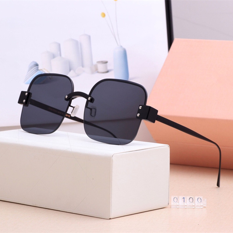 

2021 New Luxury Women Sun Glasses Rimless Sunglasse Vintage Brand Designer Fashion Case Sunglasses Women's Hugm