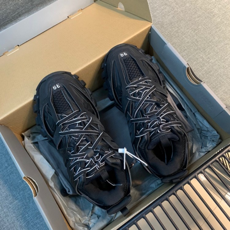 

Ladies Mesh Nylon Printed Shoes 3M Triple S Platform Casual Luxury Designer Men's Track 3.0 Hiking Sneakers Leather Trainers fhthjgh, Black