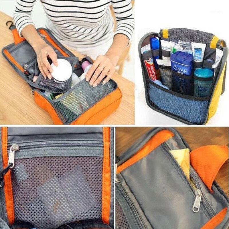 

4Colors Travel Hanging Bags Waterproof Clothes Storage Luggage Organizer Pouch Packing Bags1