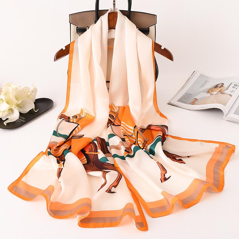 

Luxury Women Scarf Brand Horse Chain Print Real Silk Scarves for Ladies Foulard Shawls and Wraps Soft Bandana