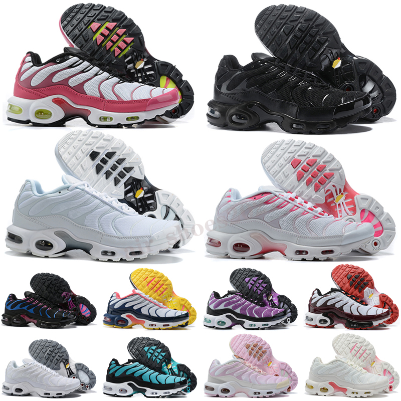 

2021 TN plus men women running shoes trainers triple black Volt white Crater Pink Fade Worldwide Pimento Lava mens Outdoor sports sneakers, Color 1