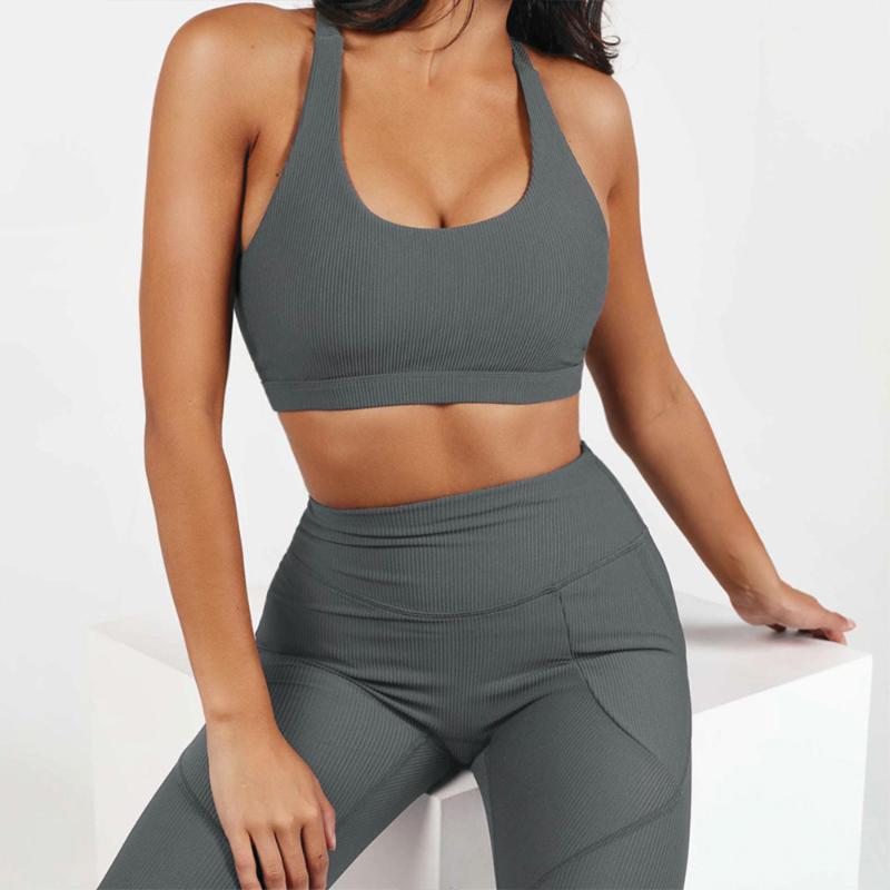 

Solid Color Fitness Yoga Suit Sports Running Set Gym Workout Jogging Suit For Women Sexy Trousers Pocket Leggings Top, Grey top