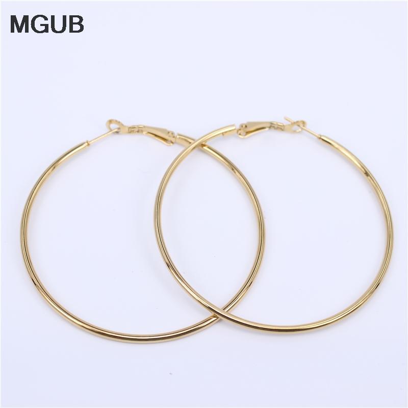 

MGUB 2MM thread earrings 30mm-70mm Outside diameter Exaggerated earrings gold color Lightweight fit JX621
