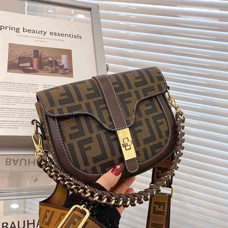 

Premium Purse Chain bag new versatile broadband saddle advanced semi-circular sling shoulder diagonal women's Handbags, Brown