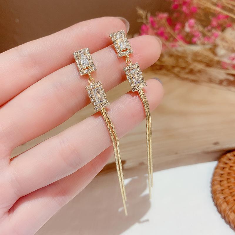 

2021 Trend New Fashion Gold Square Crystal Zircon Geometric Long Tassels Temperament Dangle Earrings For Women Jewelry Elegant