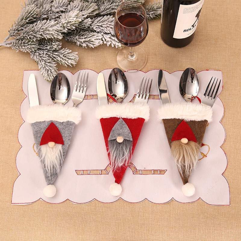 

Fork Knife Cutlery Holder Silverware Tableware Bag Santa Gnome Home Christmas Party Table Dinner Decor JK2010XB