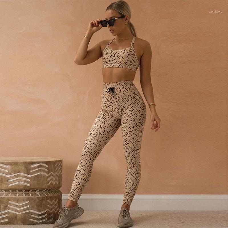 

Fashion wave point 2 pieces/set of women' yoga wear high-stretch sports suit with thickened sports bra high-waisted leggings1, Apricot wave point