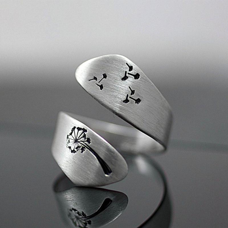 

Vintage Male Female Party Finger Ring Fashion Silver Color Metal Adjustable Ring Unique Engagement Wedding Rings For Women
