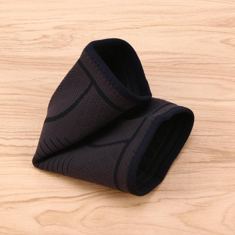 

Outdoor Fitness Sports Elbow Pads Protective Gear Riding Hiking Camping Protective Elbow Set(Black,S