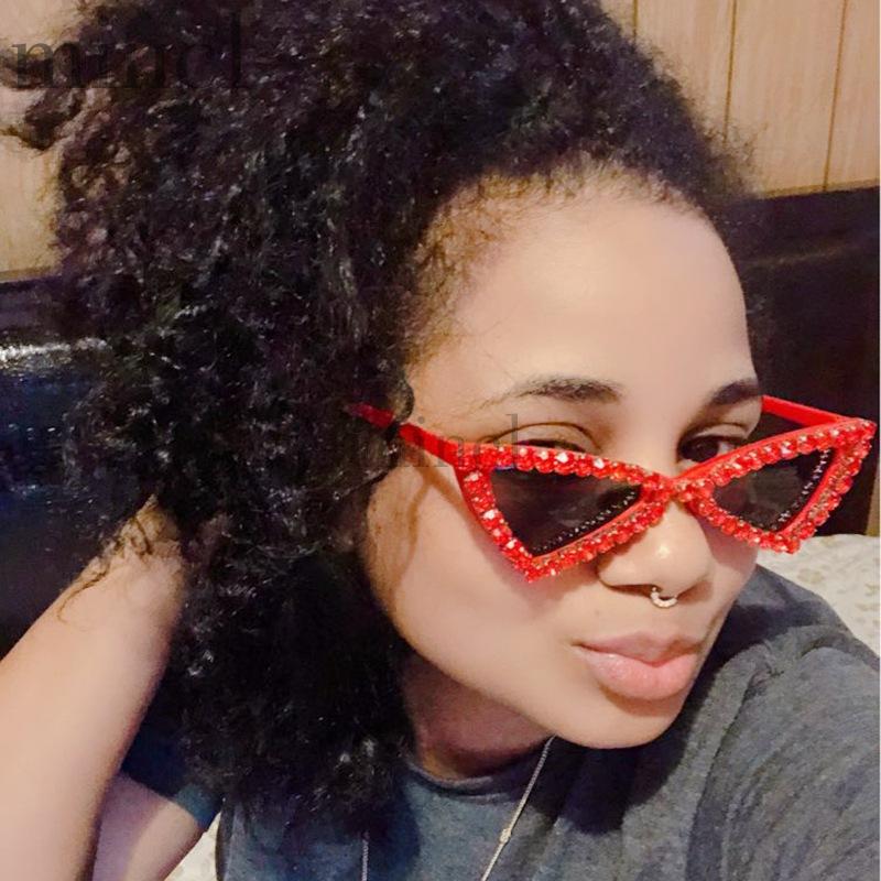 

Sunglasses Crystal Cat Women Black Red Vintage Diamond Luxury Oversized Sun Glasses Female Fashion Shades UV400 NX