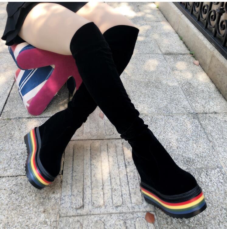 

2020 Versatile New Women's High Heels Increased Martin Sponge Boots with Rainbow Background 4vl8