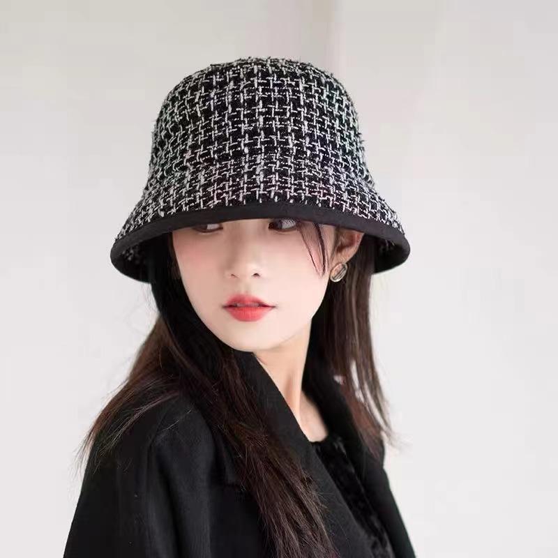 

New Fashion Plaid Bucket Hats For Women Girl Autumn Winter Cotton Vintage Black White Lamb Bonnet Hats gorros mujer invierno, Style 1