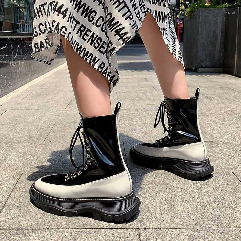 

motorcycle boots women's shoes genuine leather mixed color metal decoration handsome shoes women ankle boots mujer1, Black