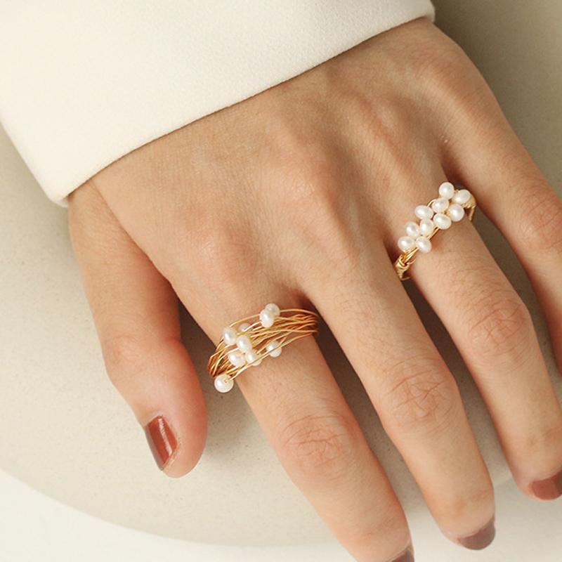 

2021 New Elegant Trendy Natural Baroque Pearl Geometric Braided Gold Color Plated Metal Rings for Women Jewelry