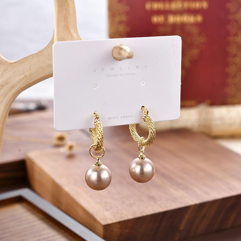 

Advanced sense of pearl earrings C female temperament of the new south Korean web celebrity round pearl pendant long joker ear c