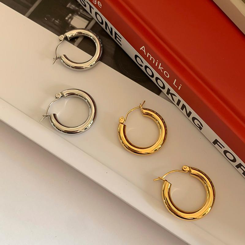 

Minimalist Thick Geometric Big Round Gold Silver Color Hoop Earrings For Women Trendy Fashion Jewelry Gifts SD2245