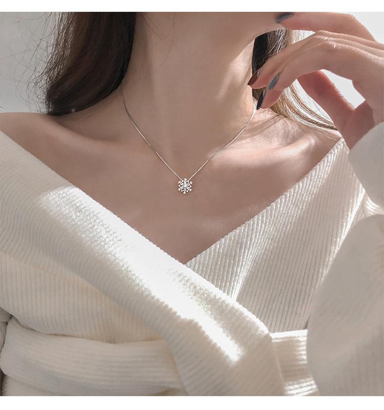 

Fash snowflake necklace minority design sense of women's clavicle chain