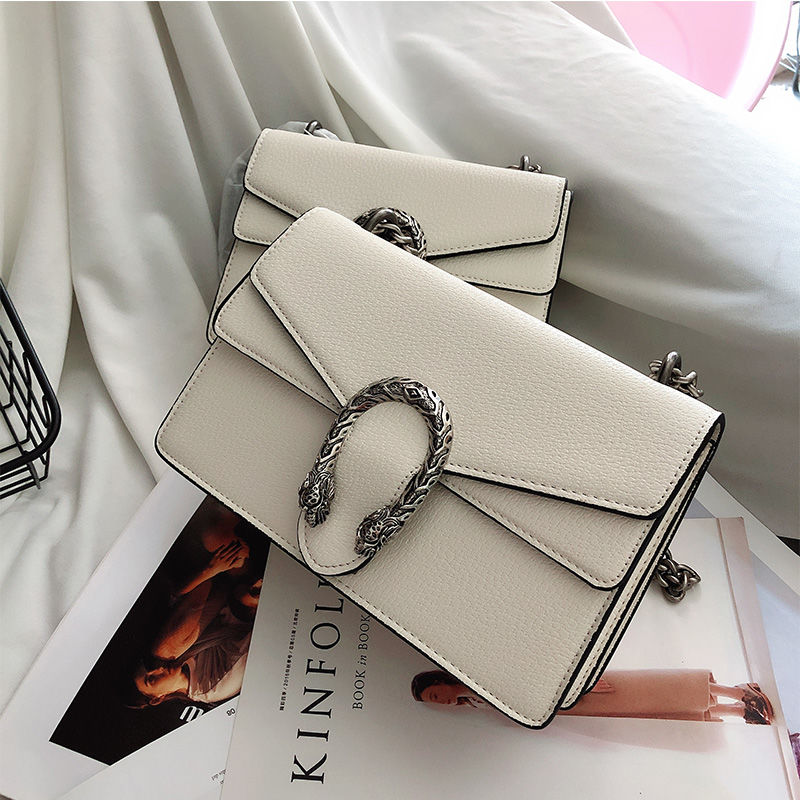 

Fashion Chain Bag Womens All-Match White Dionysian Cross-Body Bag European and American Retro Backpack Wave Limited CK Messenger Bag Fashion, White (small)