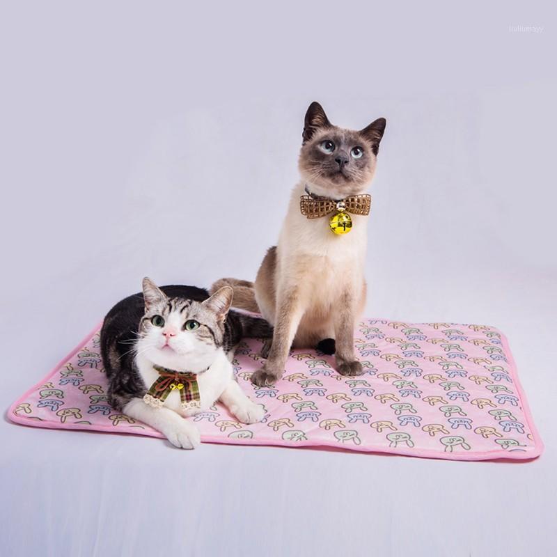 

Summer Cooling Ice Dog Bed Mat For Puppy Cat Pet Cold Feeling Pads Dog Accessories /M/L1, Blue