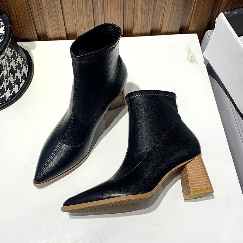 

2020 Pointed mid-heel women's ankle boots female shoes black white1