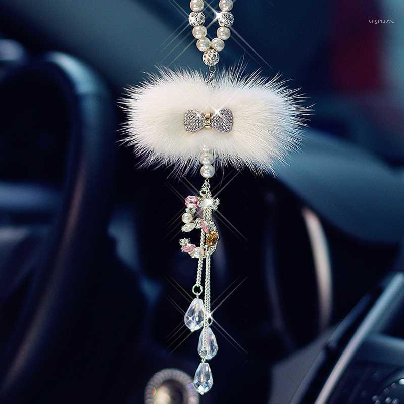 

Bling Car Hanging Accessory For Girls Diamond Bowknot Pendant In Car Rearview Mirror Ornament Luxury Crystal Auto Interior Decor1