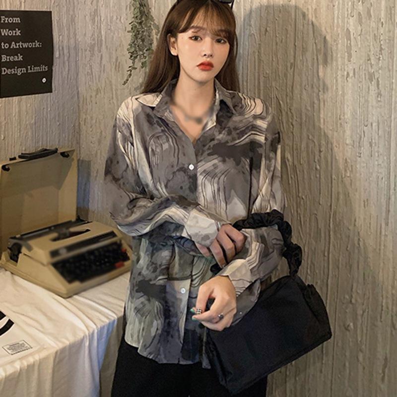 

Autumn Retro Splash Ink Printing Wild Shirt Fashion Smudge Turn-down Collar Long-sleeved Blouse, Khaki