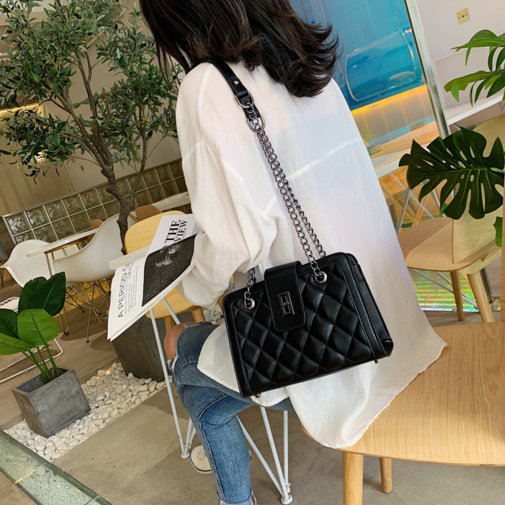 

Women Leather Handbags Vintage Female Shoulder Bag Ladies Desinger Large Tote Bags for Girl Crossbody Bags Black Bag Bolso Mujer C1223, Black -small