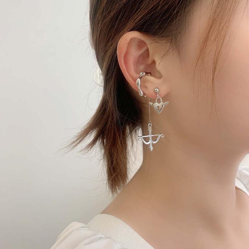 

Cupid's Arrow Retro Trendy Stud Earrings Cool Metal Ear Bone Clip Female Prsonality Simple Wild Fashion Jewelry
