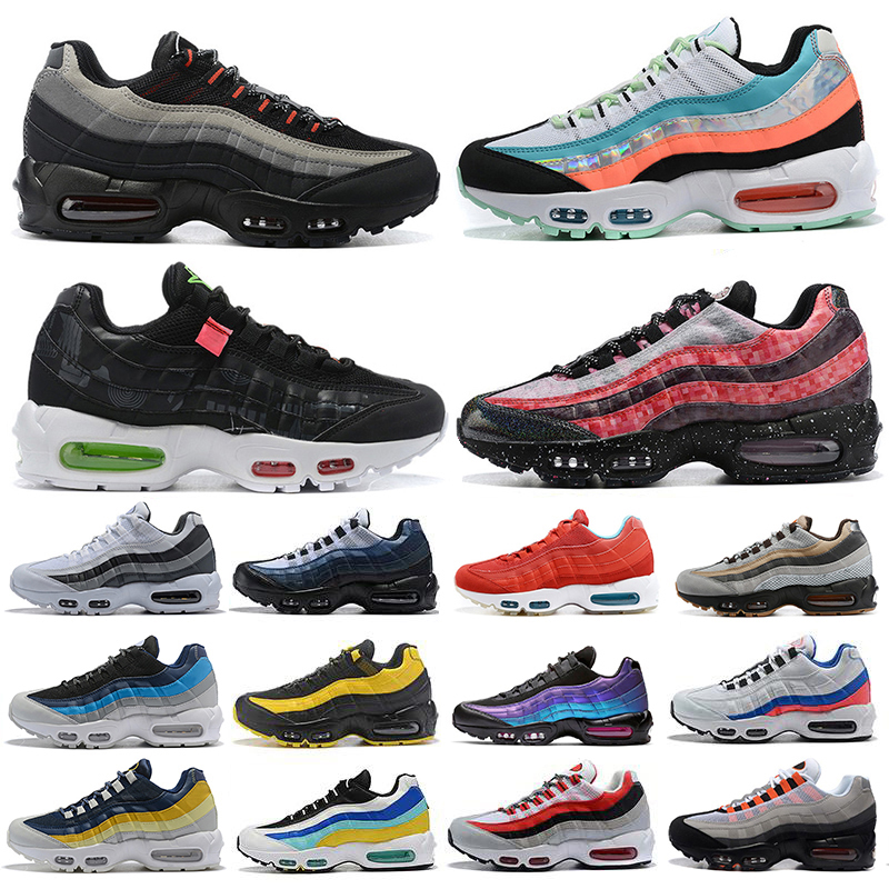 

Top Quality Alien Cherry Blossom men running shoes Worldwide Tokyo Yin Yang Triple Black White outdoor mens womens trainers sports sneakers