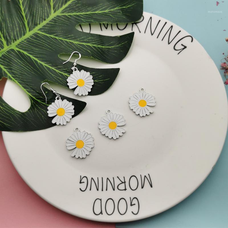

10pcs/pack Daisy Sun Flower Double Face Oil Drop Enamle Charms Metal Silver-color Earring DIY Fashion Jewelry Accessories YZ7551