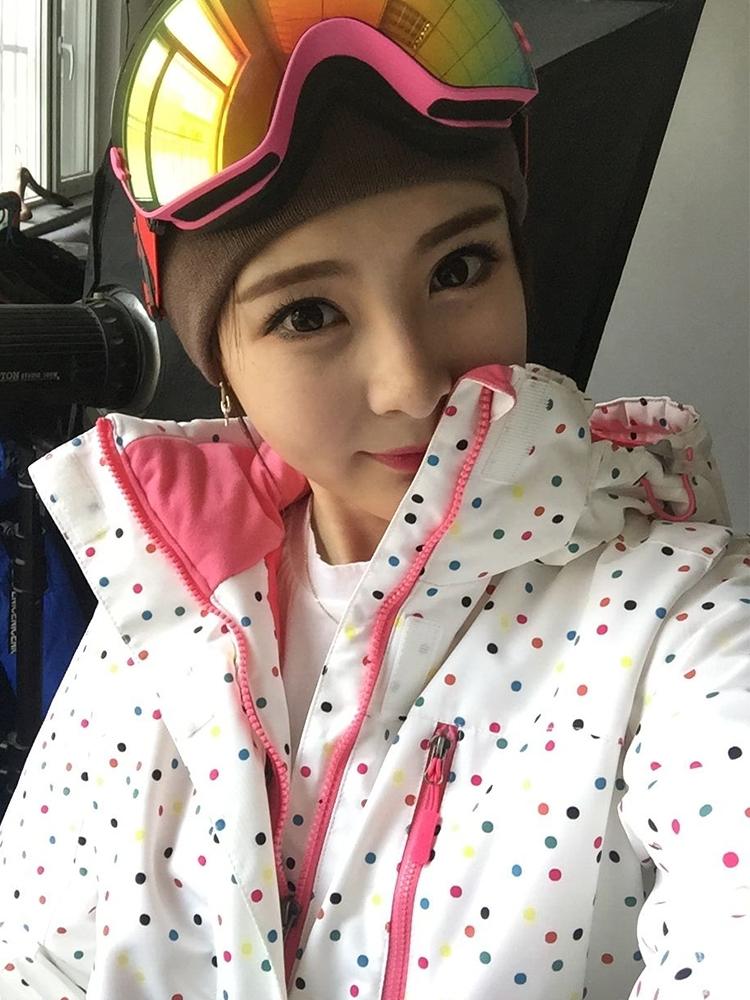 

Ski Suit Women Winter Jacket Pants Snow Set Outdoor Waterproof Windproof Skiing Snowboarding Suits