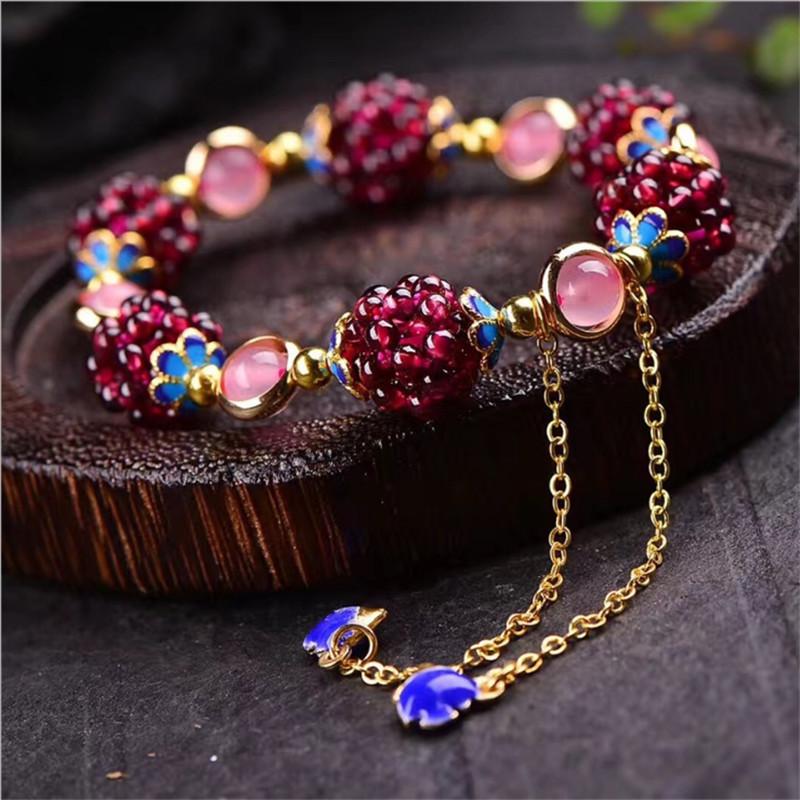 

Natural Garnet Bracelet Multi Circle Pomegranate Crystal Bracelet Wholesale Garnet Grape Ball Female for Woman