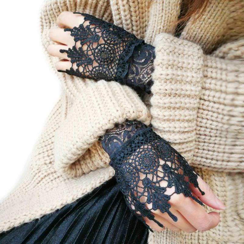 

1Pair Women Girl Korean Style Fake Sleeves Cuffs Hollow Out Embroidered Crotchet Floral Lace Apparel Arm Warmers Wrist Decor