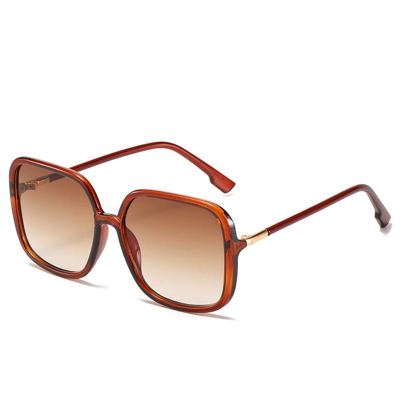 

OLOEY Brand New Gradient Women Sunglasses Large Square Metal Sunglasses for Men Women Fashion All-match Street Shooting Oculos