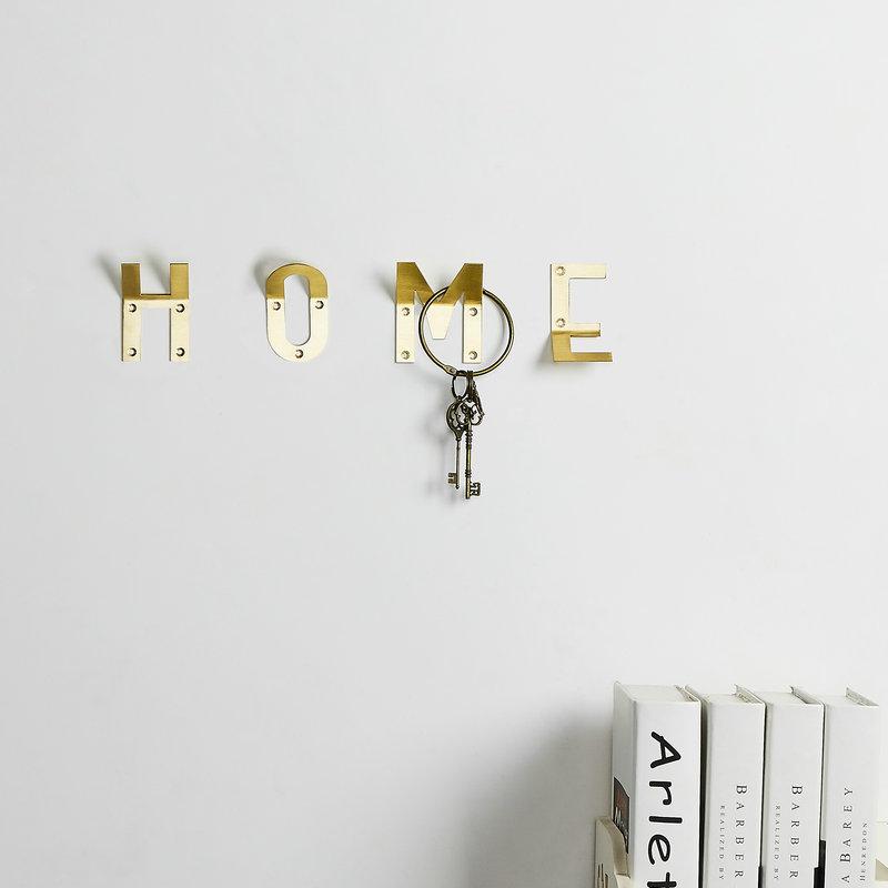 

Letter-cap-hook Personality Brass Hook Decorating Creative Alphabet Hook on the Wall of Xuanguan Gate