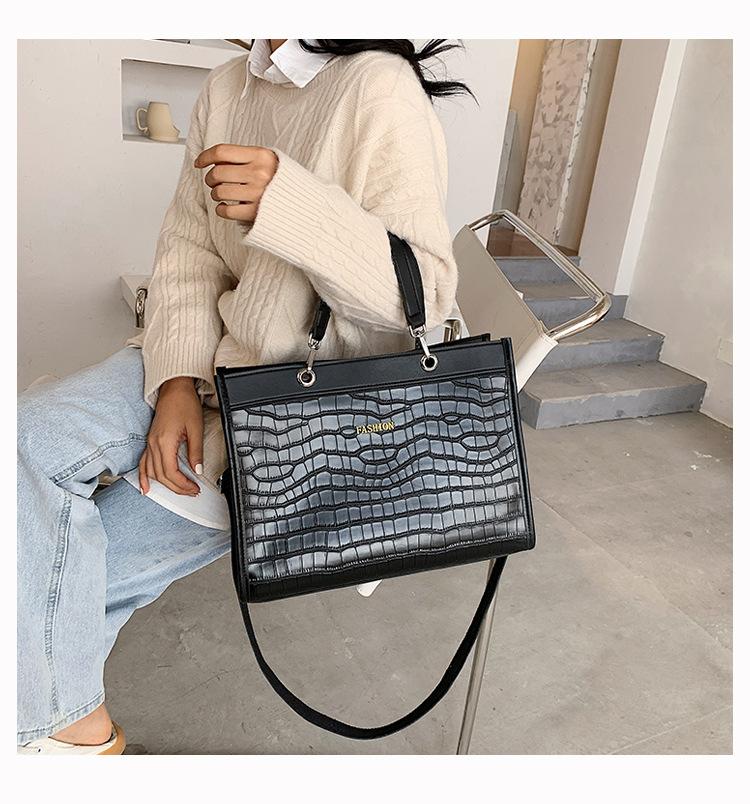 

Fashion Handbag Solid Color Crocodile Print Ladies Shoulder Bag Large Capacity Leather Lady Crossbody Bags Handbags Women Bags, Black