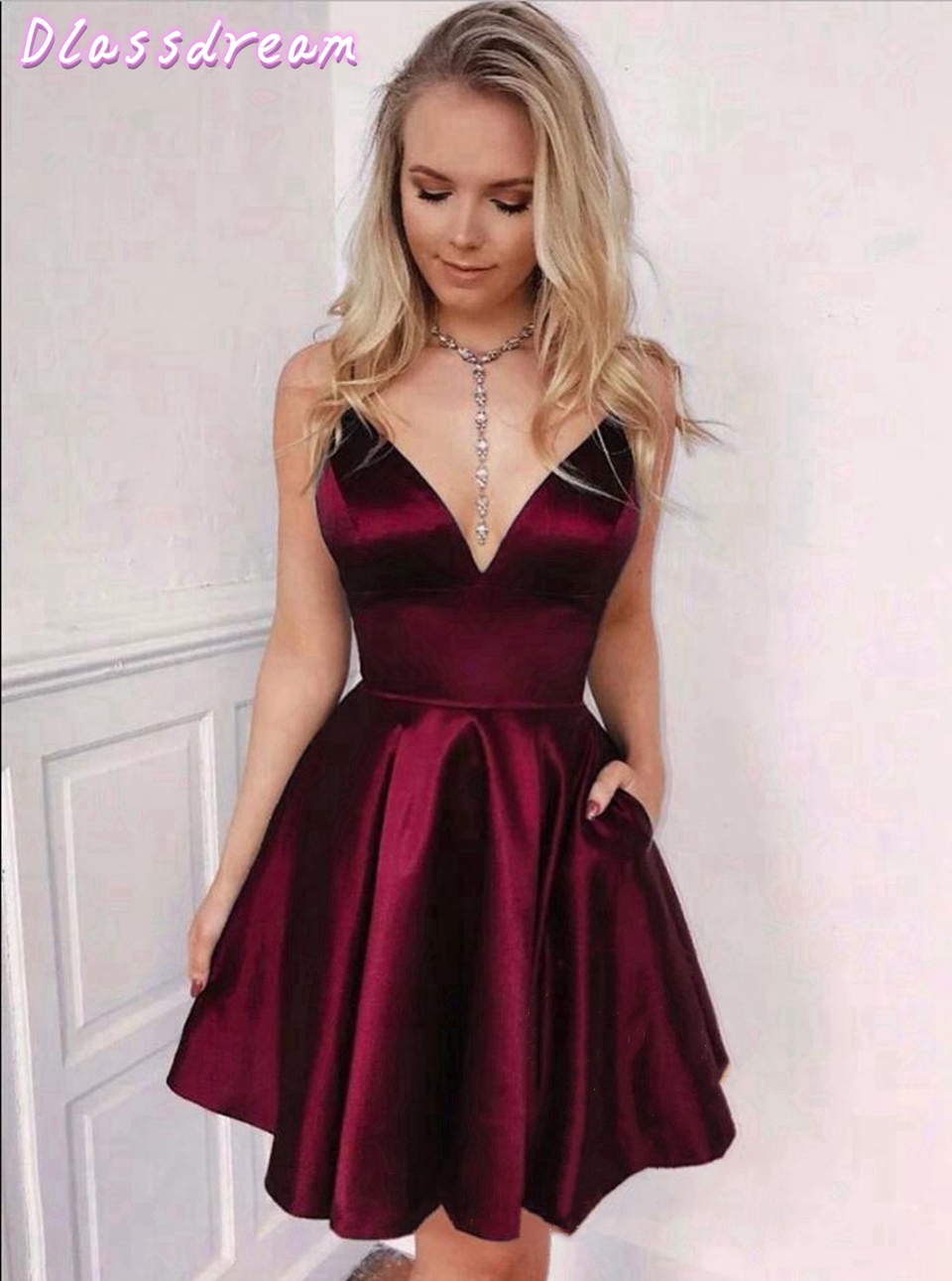 

Short Cocktail Dresses 2020 Spaghetti Straps Women Prom Dress Wine Red Homecoming Pockets V-Neck Graduation Gowns, Black