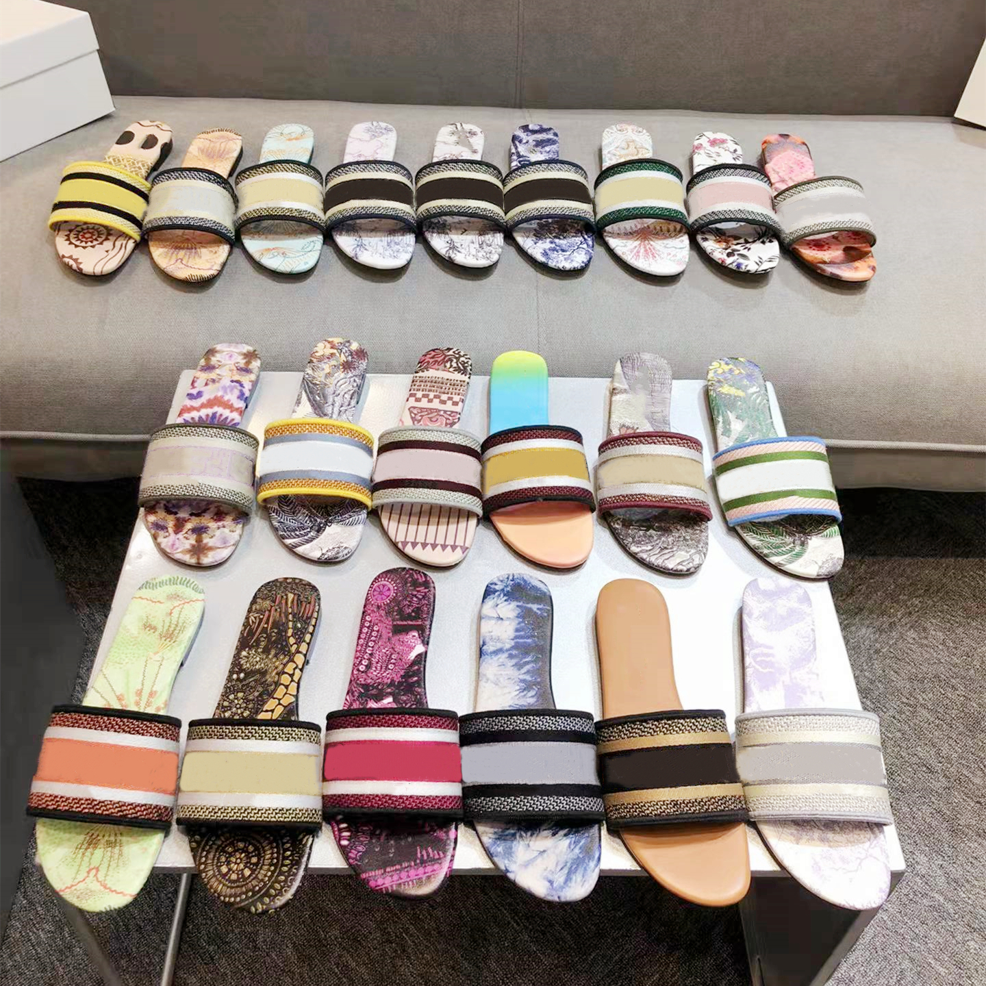 

Famous Brand Designer Slippers Classic Print Letter Embroidery Lightweight Flat Soled Platform Shoes Scuffs Summer Beach Travel Women Leisur, Black